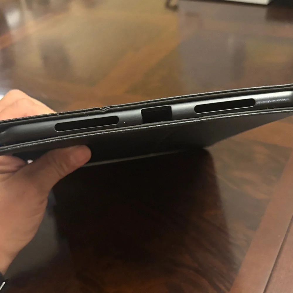 speck Balance Folio Case for iPad 11